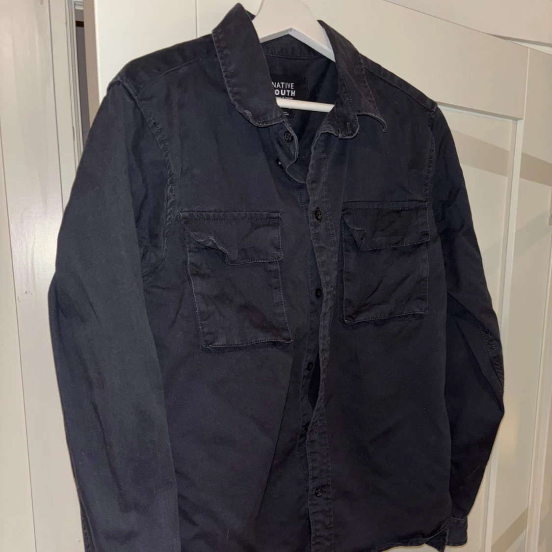 Mörkblå skjortjacka från Native Youth - 1