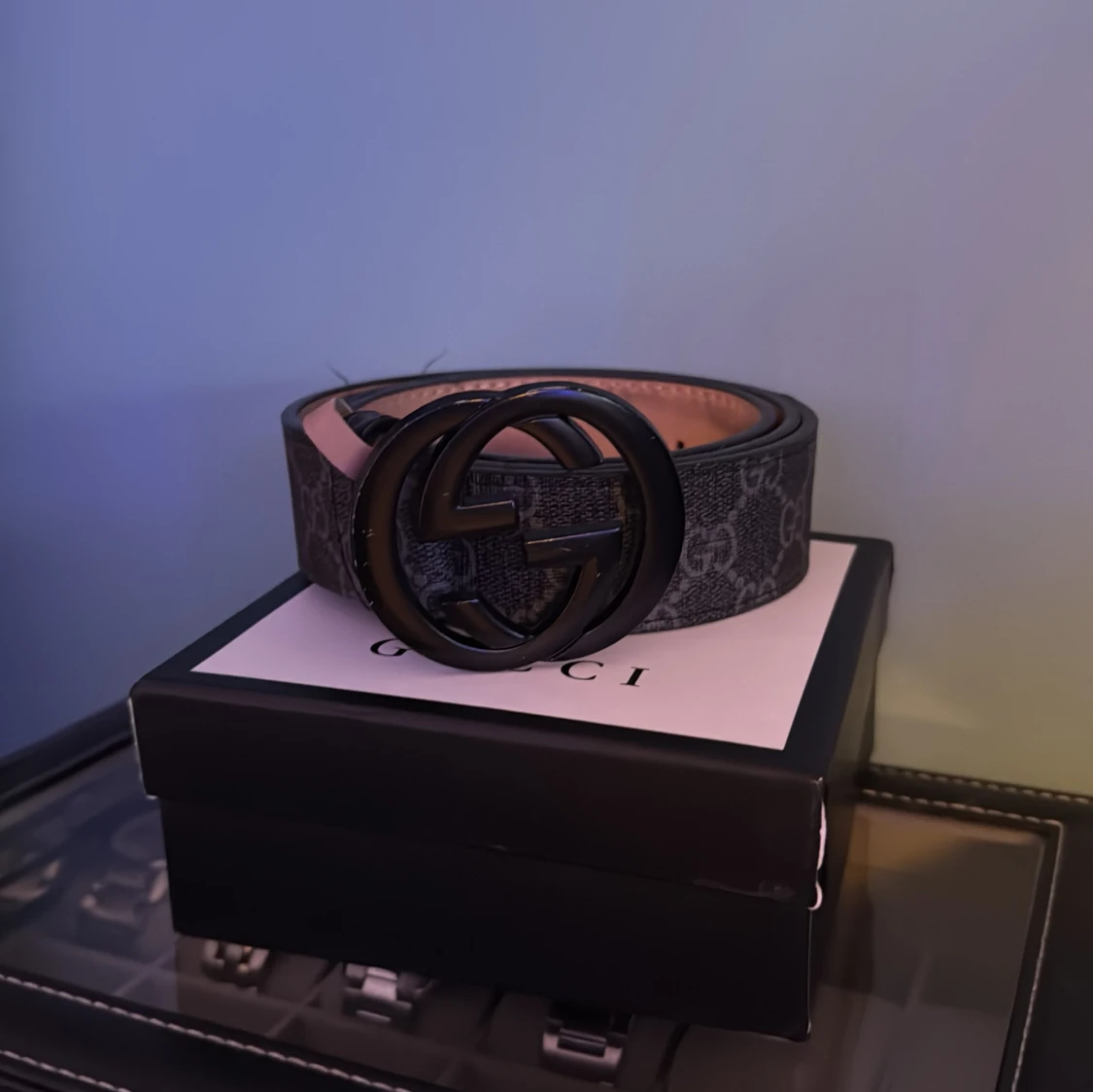 Svart bälte från Gucci - 1