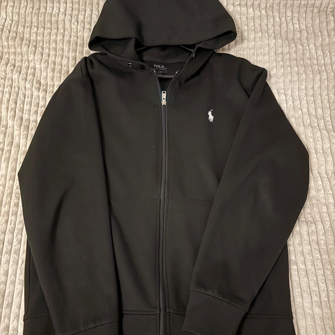 Svart hoodie från Polo Ralph Lauren - 2