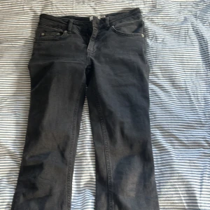 Svarta jeans - Svarta Bootcut Jeans från lager 157 i strl xs-s. 