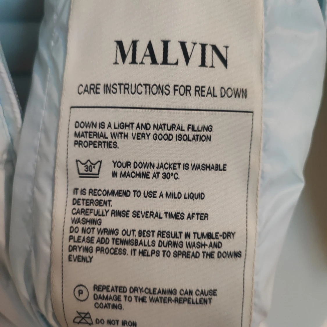 Ljusblå dunjacka från Malvin - 3