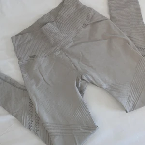 Leggings  - Säljer även leggings för endast 100 SEK per! 💗