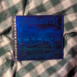Megadeth - Youthanasia CD - Säljer en CD-skiva av Megadeth med albumet 'Youthanasia' 
