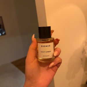 Dusty amber  - Säljes då jag inte tyckte den passade på mig! I princip ny, endast testad!❤️‍🔥