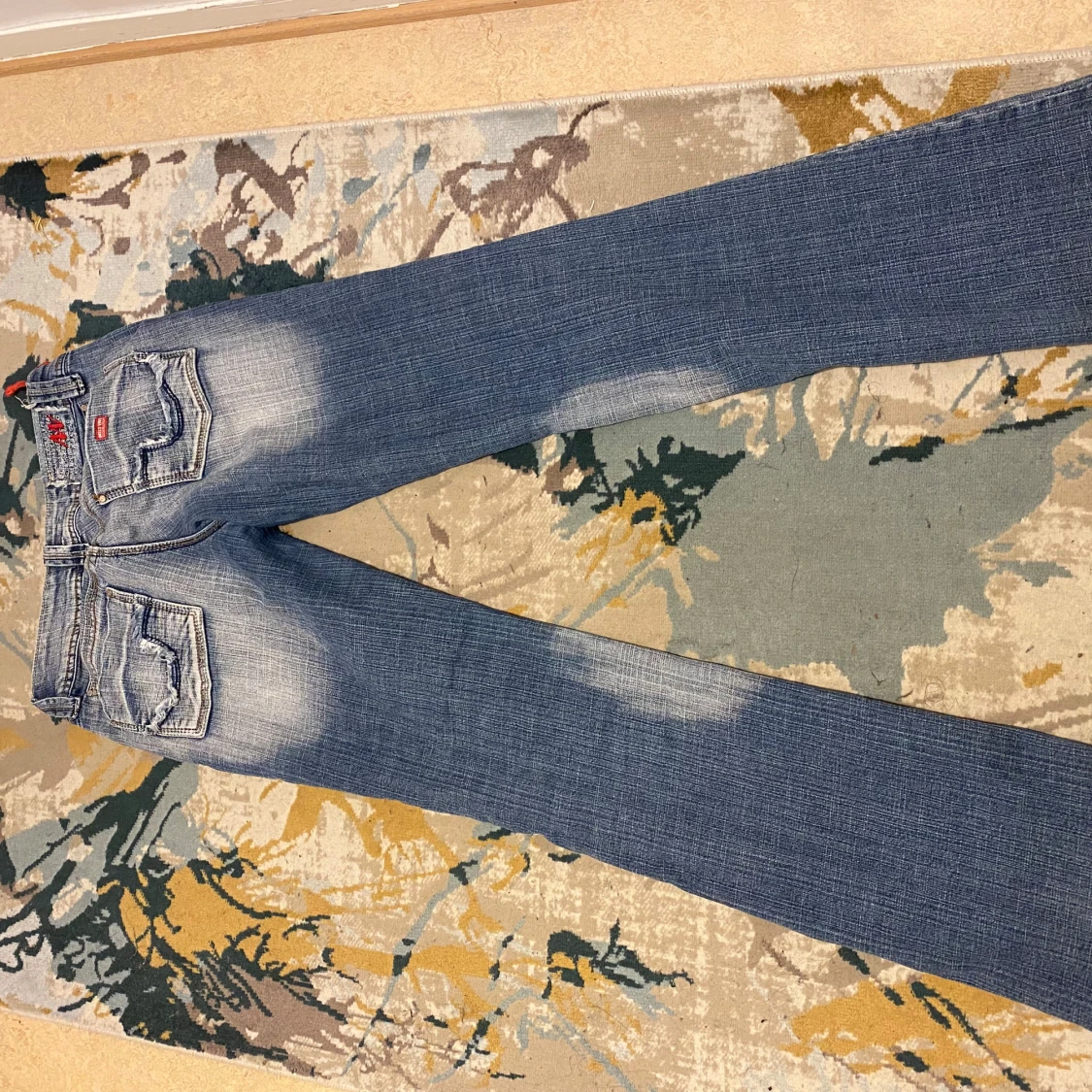 Blå bootcut jeans från Miss Sixty - 1