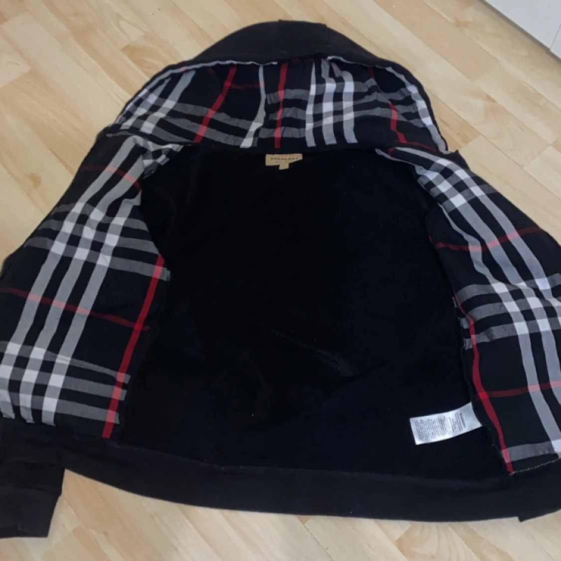 Svart hoodie från Burberry - 2