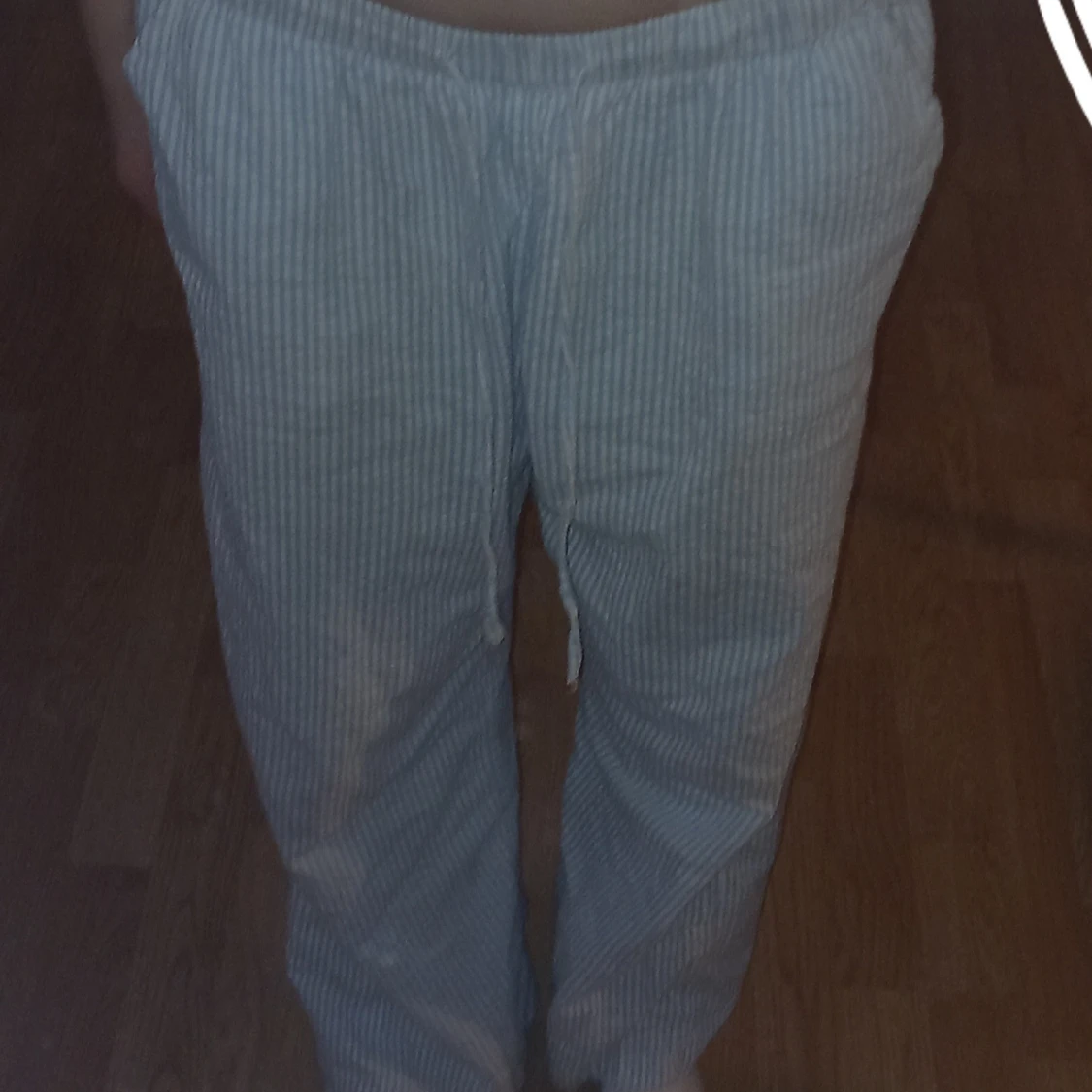 Randiga byxor från Lindex