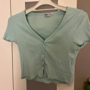 Blå topp - Ljusblå topp från new yorker! Använd bara nån gång💕