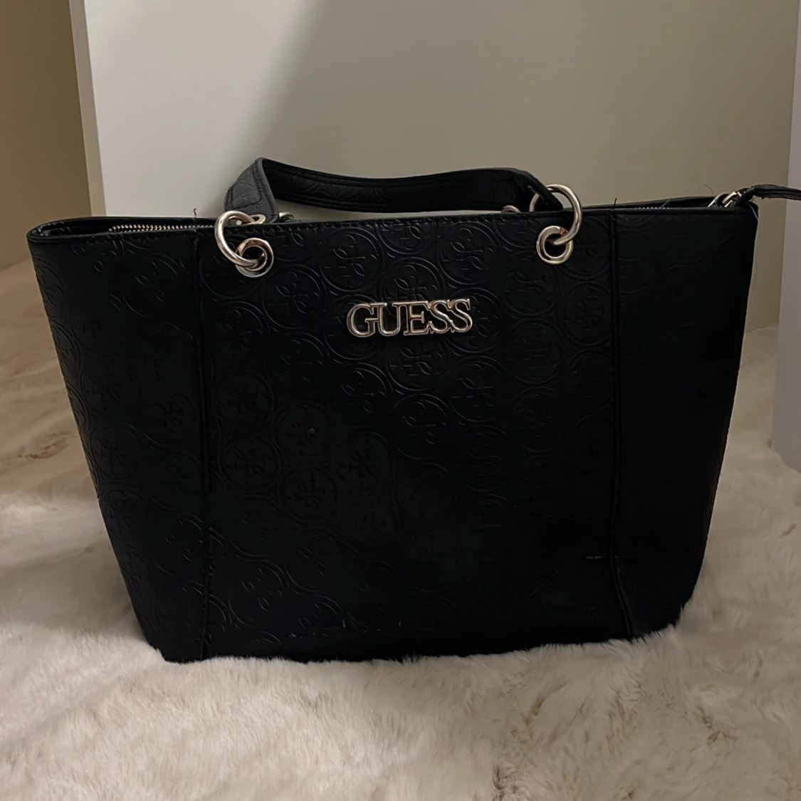 Guess väska  - 90