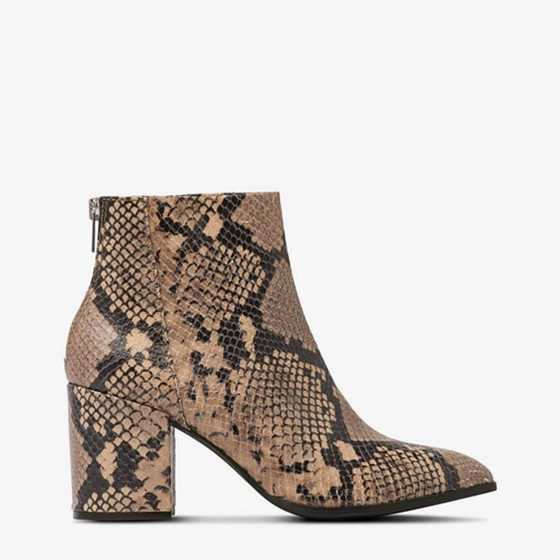 Boots från Steve Madden i storlek 38