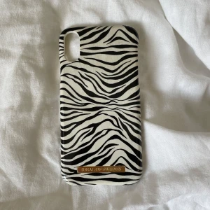 Zebra mobilskal Xs - Iphoneskal med zebramönster från ideal of sweden🦓 