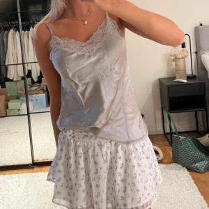 Intimissimi silkeslinne - Silkeslinne från intimissimi i storlek S! Nypris 549kr