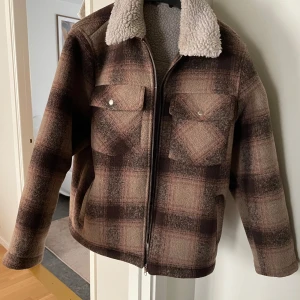 Jacka weekday  - Fin jacka 