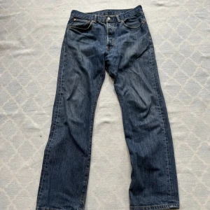 Levi jeans  - Snygga Levis 501 jeans