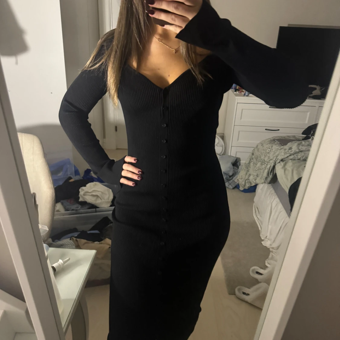 Svart ribbad klänning
