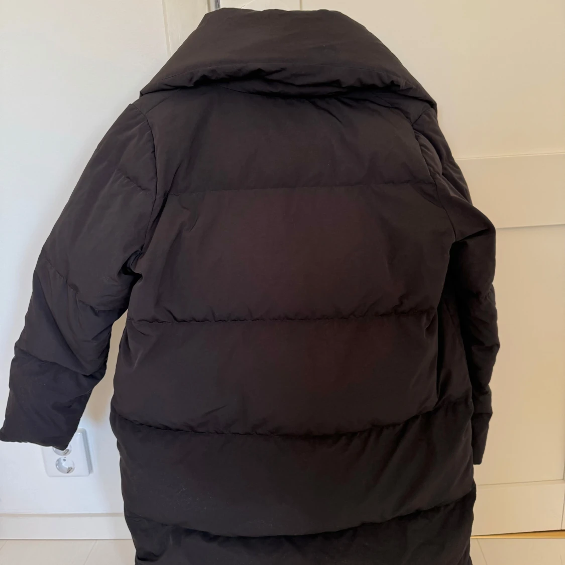 Svart dunjacka från Woolrich - 91