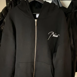 Rhude zip Hoodie - Rhude zip i oversized modell, storlek L