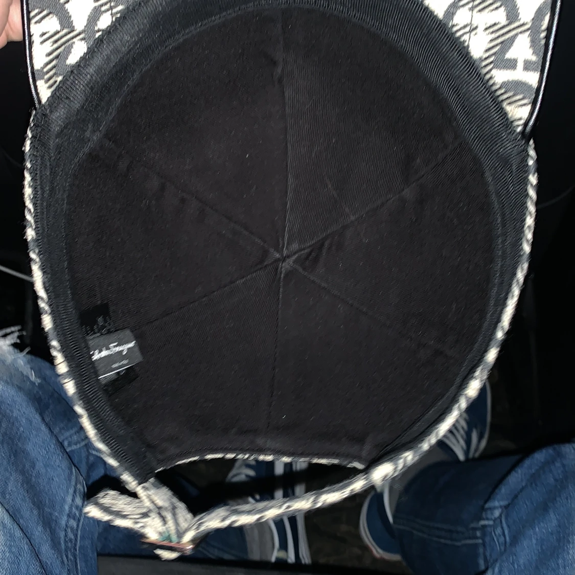 Ferrregamo keps - 91