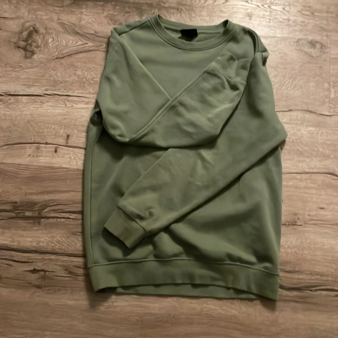 Grön och grå sweatshirt - 90