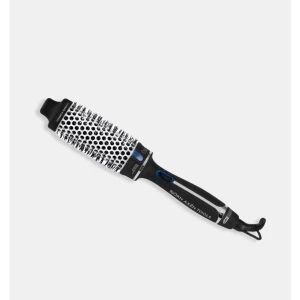 Björn Axén värmeborste - Populär värmeborste från björnarna, säljes pga kommer ej till användning. Mellan storleken alltså 38mm. Nypris 499kr! Hör av er vid funderingar eller fler bilder 🥰💕