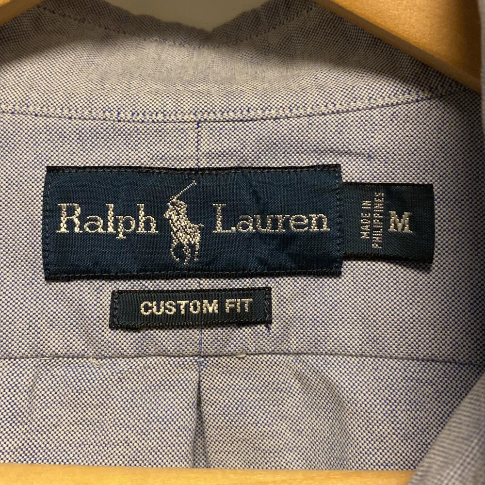 Ljusblå polo Ralph lauren skjorta i bra skick. Skjortor.