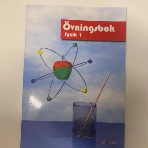 Fysik 1 övningsbok - Helt ny fysik 1 övningsbok. Beställdes inför ett prov men leveranstiden var lång så hann tyvärr inte använda den. Superbra uppgifter i! Skickas med Bokuskartongen den kom i. Nypris 279:-
