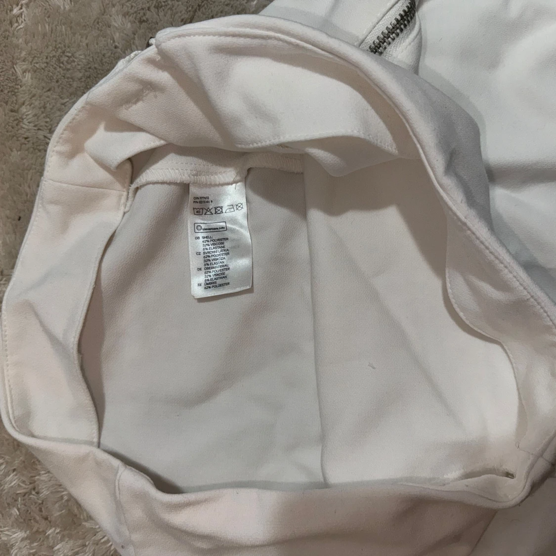 Vit kjol med dragkedja - 91