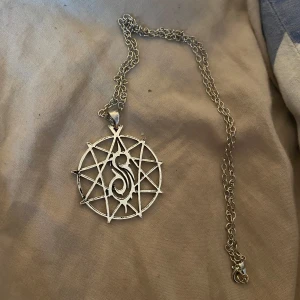 Slipknot halsband - Slipknot halsband som aldrig kommit till användning 