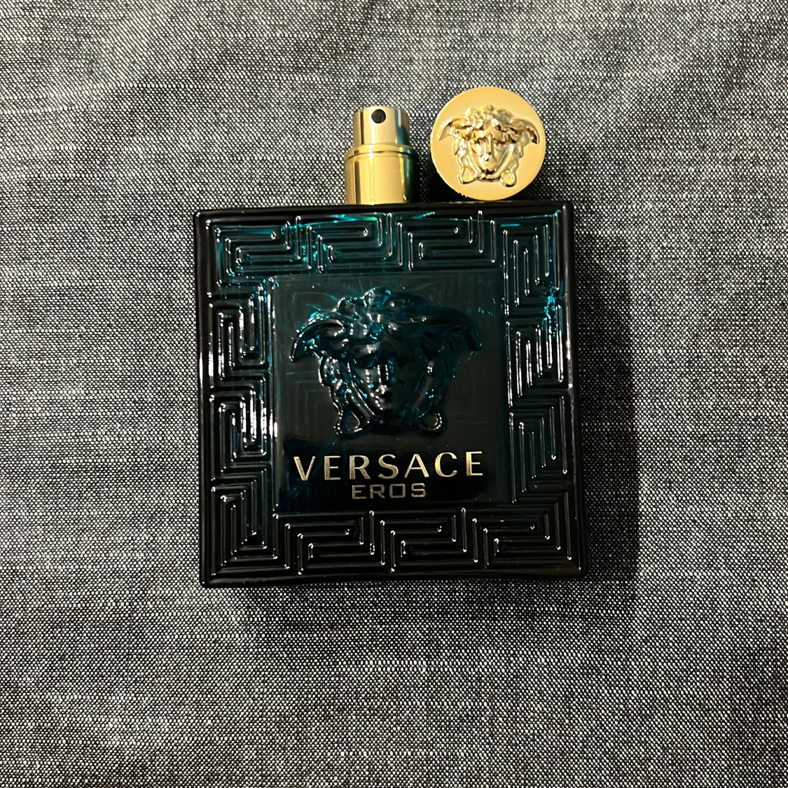 Säljer helt ny versace eros  - 92