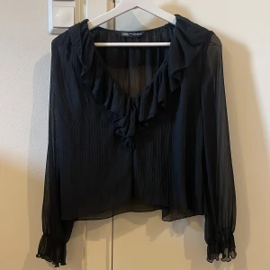 Zarablus - Jättefin zara blus som är oanvänd ❤️