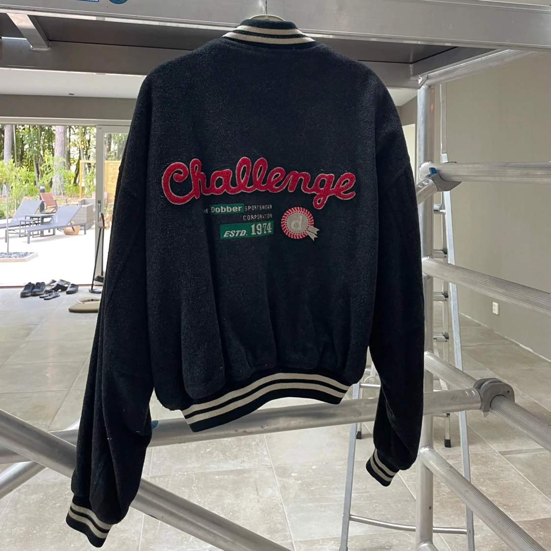 Svart bomberjacka från Dobber - 90