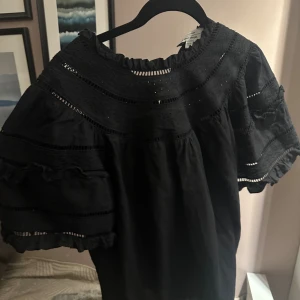 Blus & other stories  - Söt blus från & other stories i storlek 38