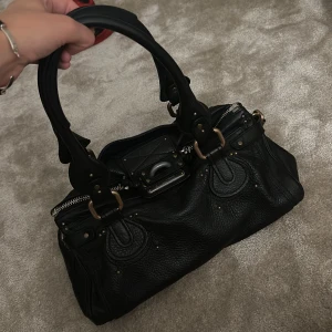 Chloe paddington väska - Säljer denna chloe paddington väska! Köptes på Vestiaire för ca 1 år sedan🩷🩷