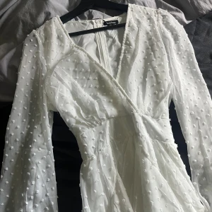 Studentklänning  - Aldrig använd bara testad på😊🤍