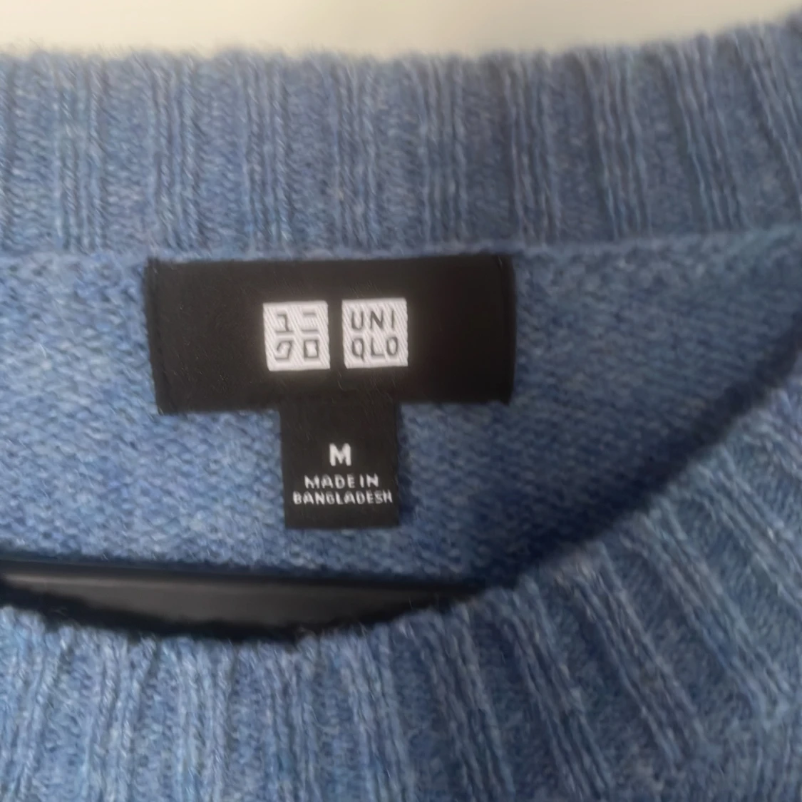 Blå stickad tröja  - 90