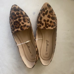 Ballerinaskor - Supersöta leopardskor, helt nya! Enbart prövat de på! 