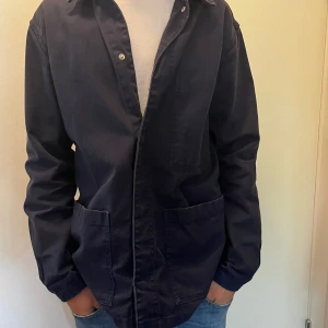 Zara overshirt  - Säljer min overshirt från Zara i storlek S. Säljs pga att den används för lite.