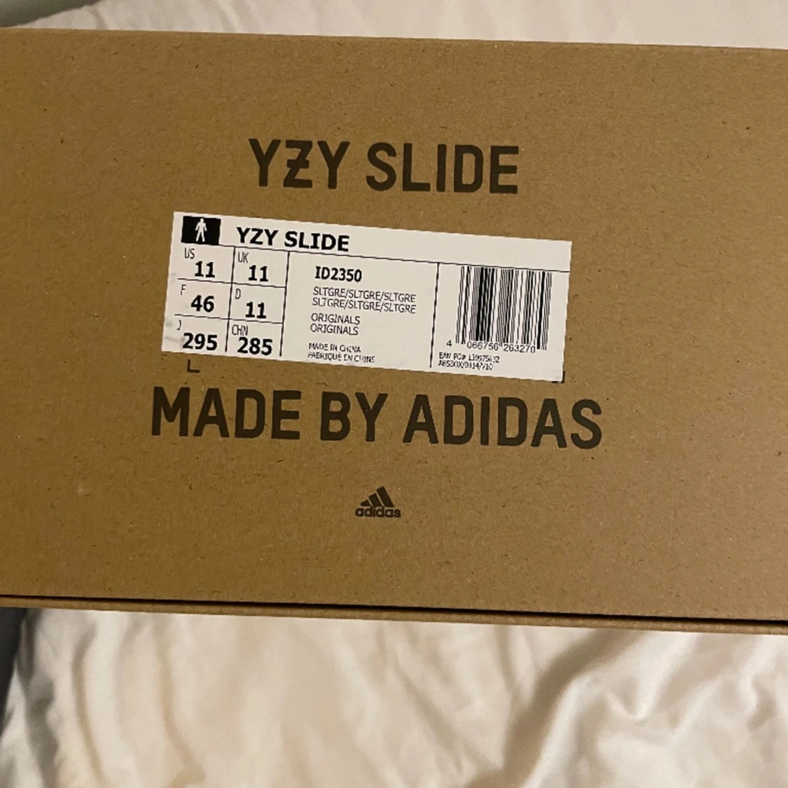 Yeezy slides - 91