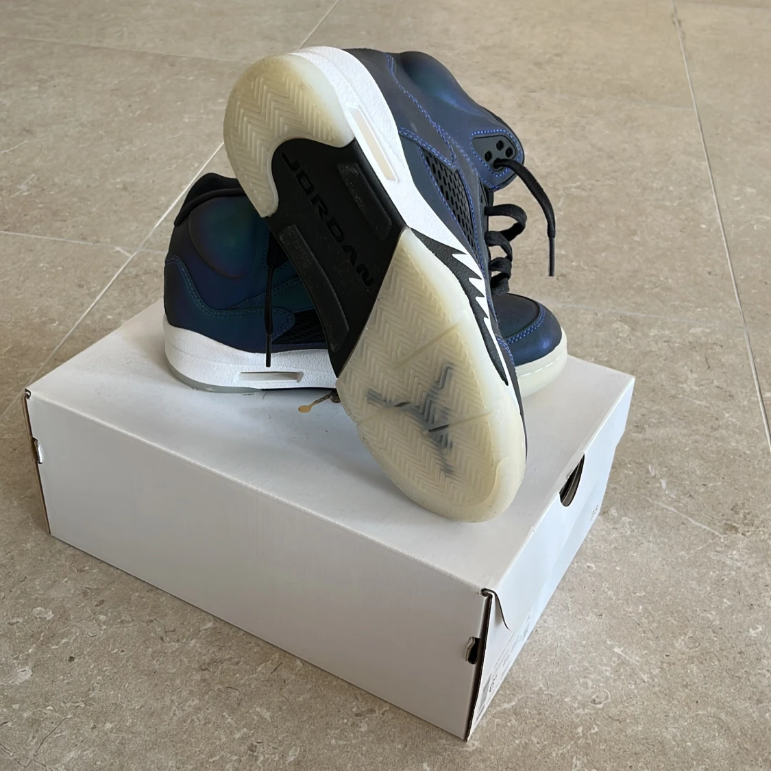 Jordan 5’s 37.5 - 92