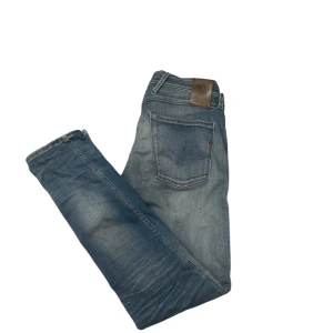 Replay jeans - Säljer dessa replay anbass jeans då de inte passar mig längre. De är i ganska bra skick men inga defekter direkt. Priset kan diskuteras 