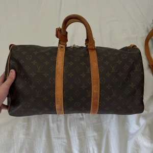 Louis vuttion  - Lv väska Ok vintage skick 45L