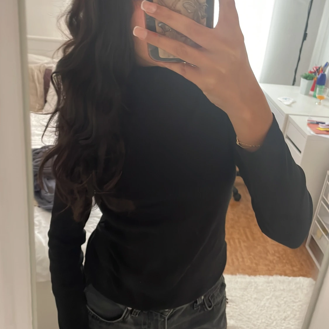 Långärmad svart tröja 