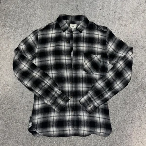 Flanell Skjorta  - Riktigt fet flanell skjrota med fade tema, passar S