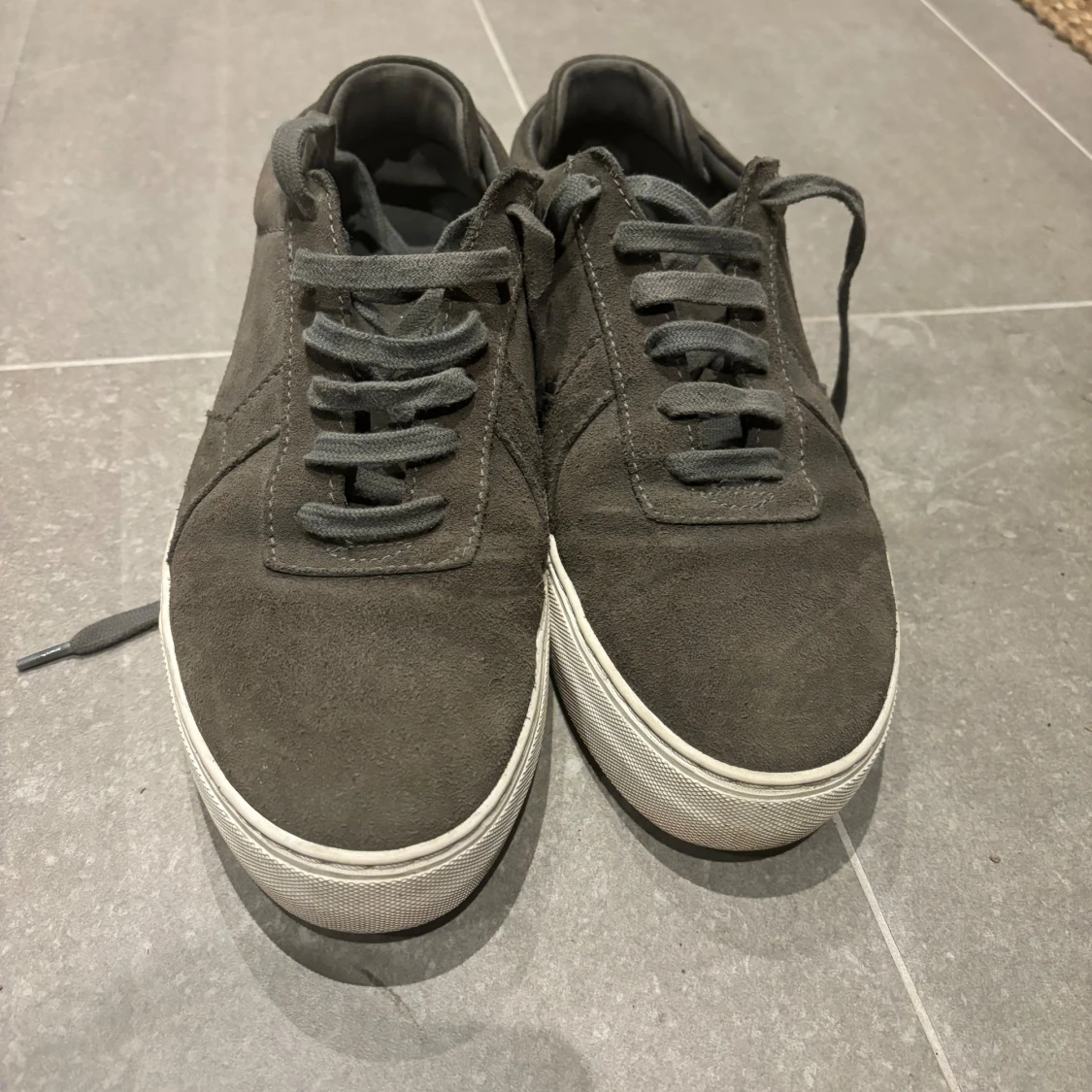 Axel Arigato strl 41