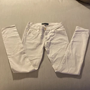 Juicy Couture skinny jeans - Knappt använda 