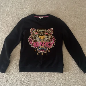 Kenzo sweatshirt - Sweatshirt från kenzo i bra skick! 