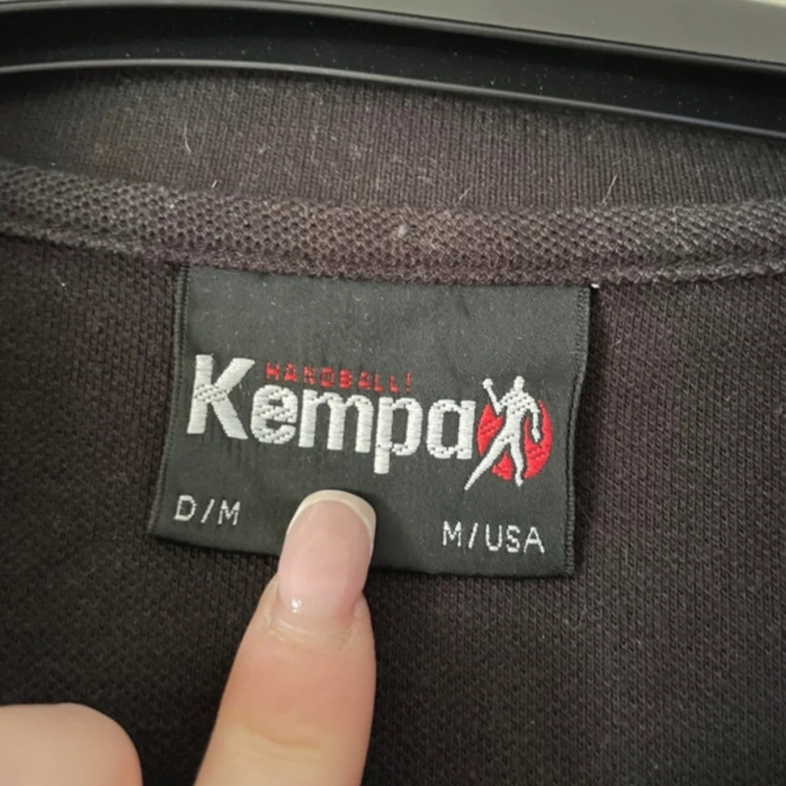 Svart pikétröja från Kempa - 3