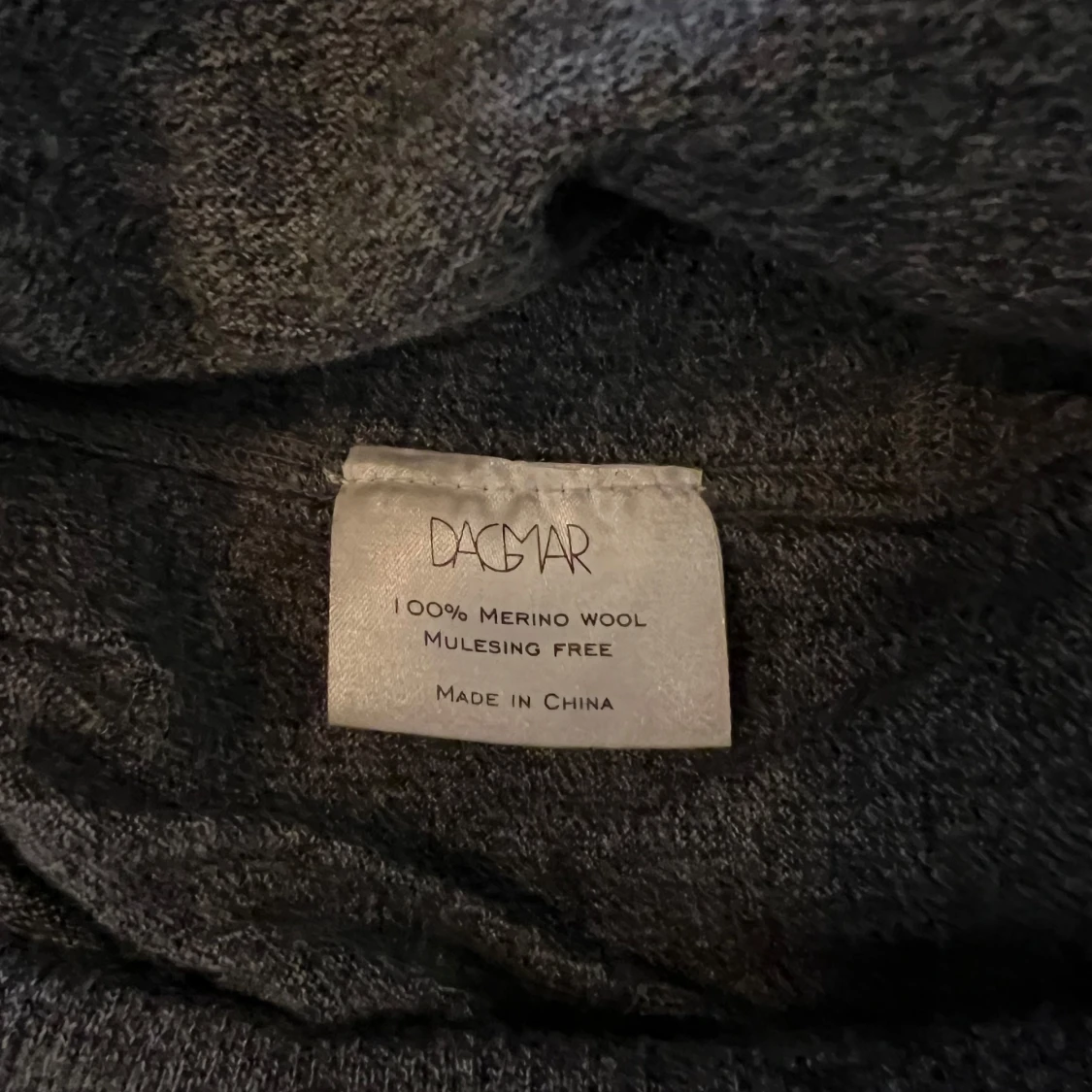 Set i merinoull, grå polotröja och byxor från Dagmar, stl S-M - 4