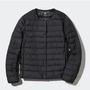 Uniqlo jacka  - Knappt använd!!🥰🥰Pris går att diskuteras vi snabb affär🥰🥰