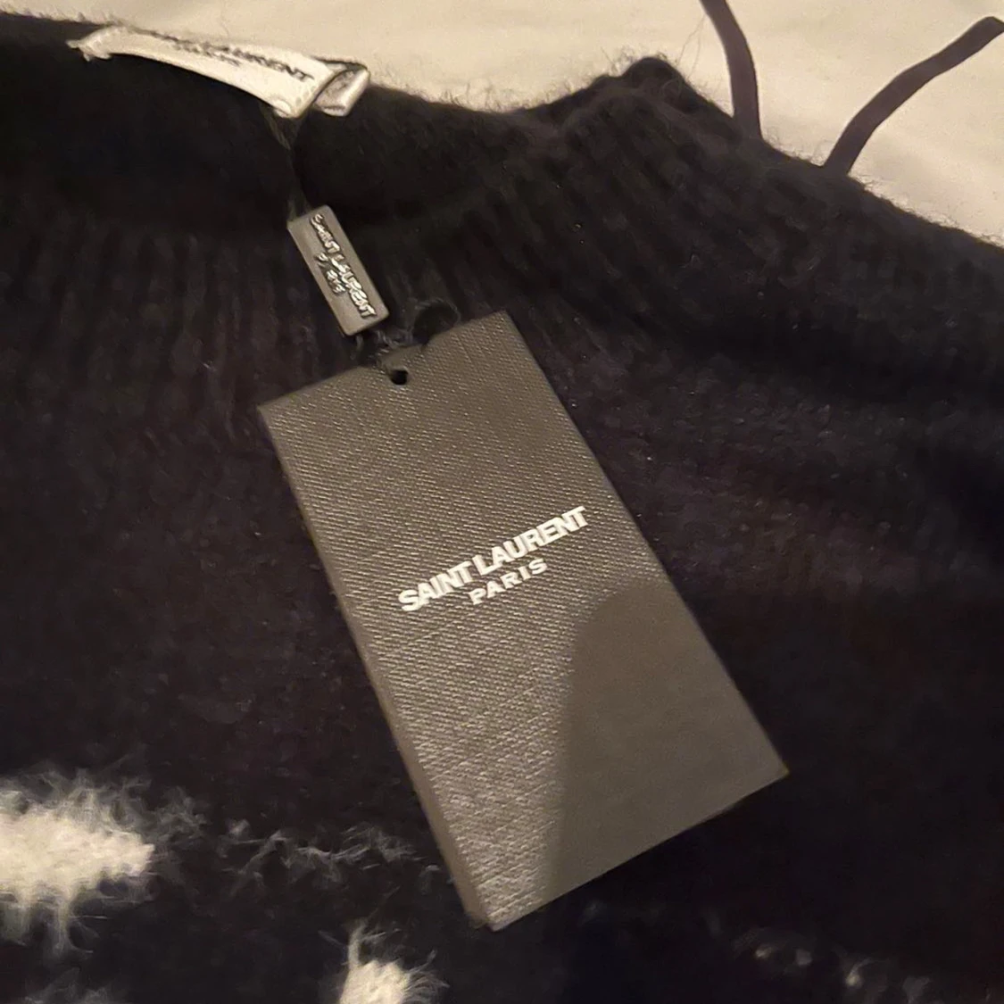 Svart tröja från Saint Laurent - 1